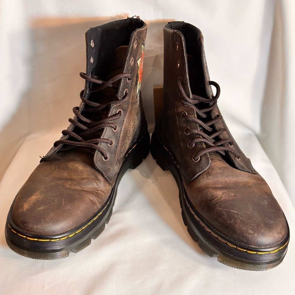 *RARE* DR MARTENS Sz 9 Tattoo Decals Combs Leather Combat Style Boots
